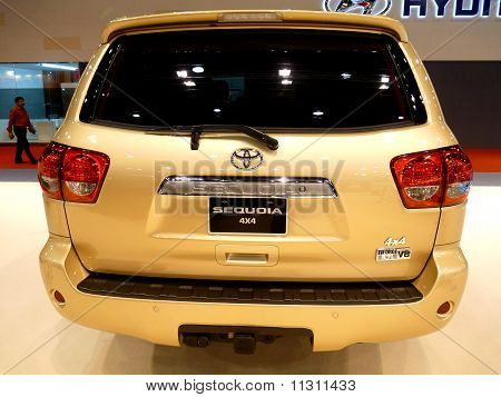 Toyota Sequoia