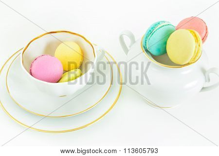 Sweet and Colourful French Macaroons