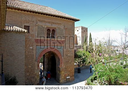 Puerto del Vino, Alhambra Palace.