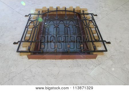 old windiw on the wall