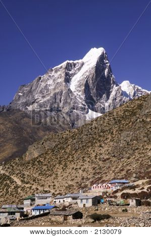 MT. Taboche og Dingboche