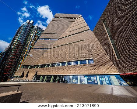 Tate Modern Tavatnik Building In London, Hdr