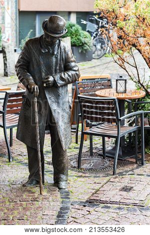Bronze Statue Of Heini Holtenbeen In Bremen City