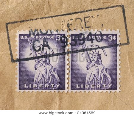 USA Â um 1954: Stempel gedruckt in Usa, zeigt die Freiheitsstatue, ein Symbol der Freiheit, welche Sta