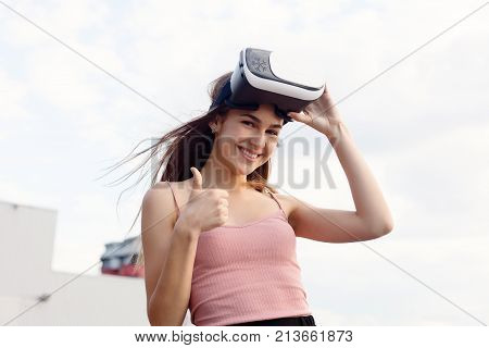 Amazed Young Beautiful Girl Using New Vr Technology