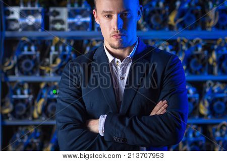 miner bitcoin cryptocurrency farm mining virtual money