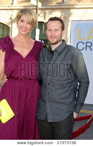 LOS ANGELES - 27 juni: Jenna Elfman, Bohdi Elfman aankomen op de 