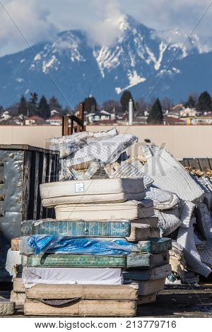Mattress Recycling Facility Operating At Zero Waste.