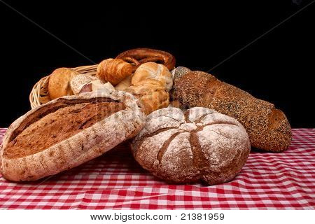 Pane contro Black