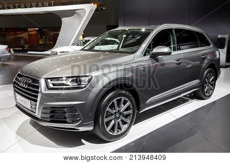 Audi Q7 Suv Car