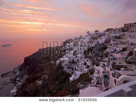 Famoso Santorini Sundown