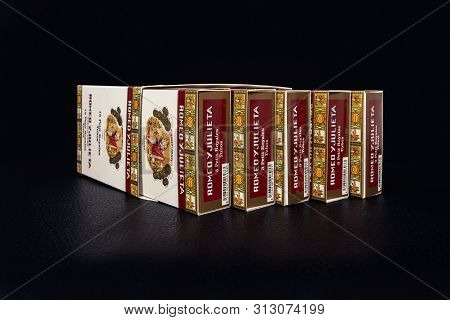 Romeo Y Julieta Cuban Cigars