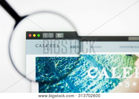Richmond, Virginia, Usa - 26 July 2019: Illustrative Editorial Of Caleres Inc Website Homepage. Cale