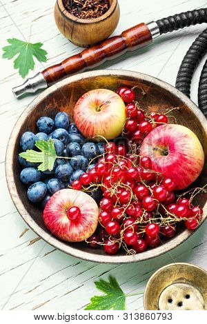 Arabia Shisha With Berries And Apple