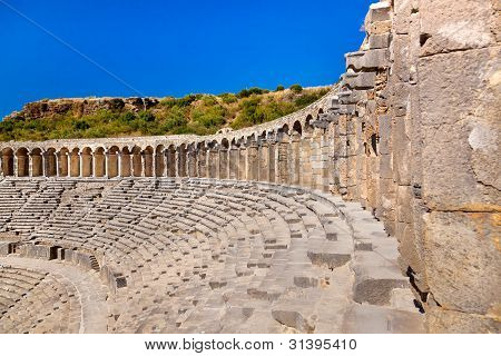 Gamle Amphitheater Aspendos i Antalya, Tyrkiet