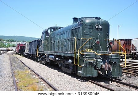 Reading Railroad RDG 467 is a Alco RS3 diesel locomotive in Steamtown National Historic Site in Scranton, Pennsylvania, USA.