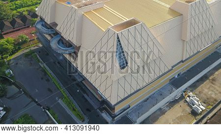 Kuta, Bali, Indonesia, March 15, 2021. Hail And Storm Damage Roof At A New Shopping Mall, Stormy Wea