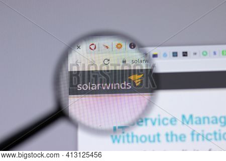 New York, Usa - 18 March 2021: Solarwinds Company Logo Icon On Website, Illustrative Editorial