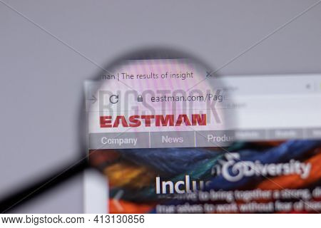 New York, Usa - 18 March 2021: Eastman Chemical Company Logo Icon On Website, Illustrative Editorial