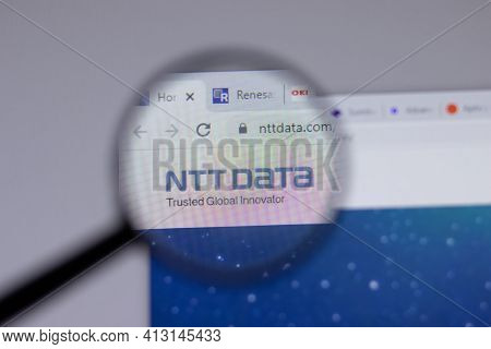 New York, Usa - 18 March 2021: Ntt Data Company Logo Icon On Website, Illustrative Editorial