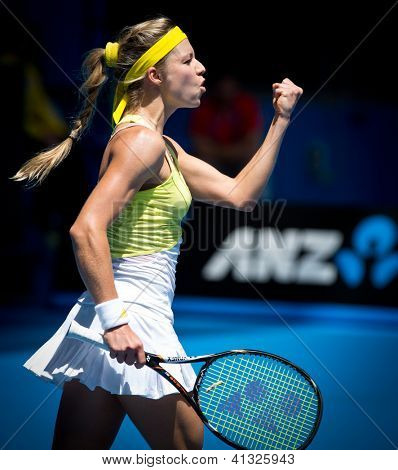 เมลเบิร์น - 19 มกราคม: Maria Kirilenko ของรัสเซียในเธอชนะรอบสามผ่าน Yanina Wickmayer ของถูก