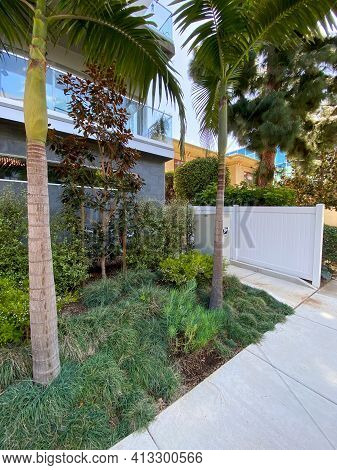 Modern Apartment Building Front Sid Eand Entrance In Hillcrest Neighborhood In San Diego, California