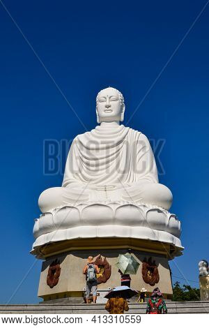 Nha Trang, Vietnam - January 20, 2020: A Giant Sculpture Of A Seated Buddha In The Long Shon Pagoda