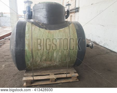 Green Horizontal Fiberglass Containers