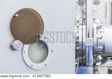 Part Of Chambers Vacuum Device Industrial Equipment Silver Color Of Research And Development Laborat
