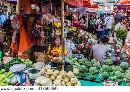 Manila, Philippines - January 27, 2018: View Of Quiapo Market In Mani