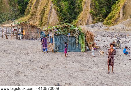 Mt Pinatubo, Philippines - Jan 30, 2018: Impoverished Village Built On A Lahar Of Pinatubo Volcan