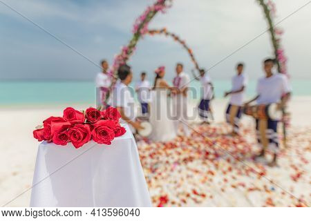 December.09.2018, North Male Atoll, Maldives Islands: Stylish Happy Asian Newlyweds On The Luxury Ou