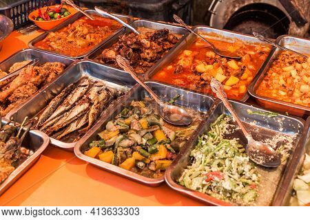 Food Stall At Quiapo Market In Manila, Philippin