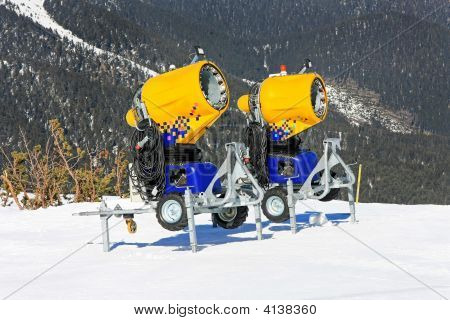 Canhões de neve