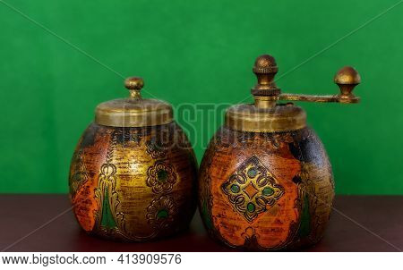 Vintage Pepper And Salt Mill Made In Italy