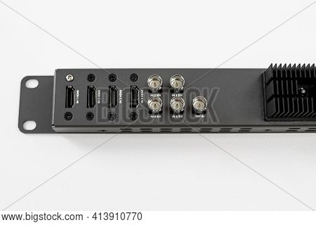 Television Switch Device For Realization With Hdmi And Sdi Connections Next To Heatsink