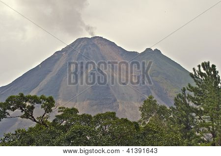 Arenal Volcano ved solnedgang