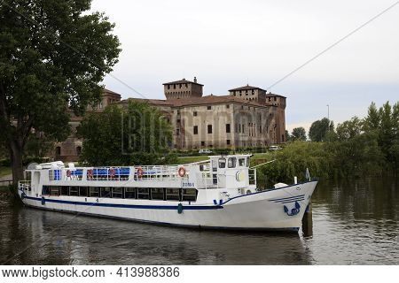 Mantova (mn), Italy - June 10, 2017: A Tourist Boat On Po River, Mantova, Lombardy, Italy