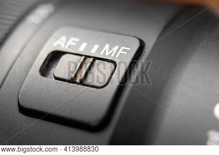 Autofocus Switch On The Lens, Macro. Af Mf Switch