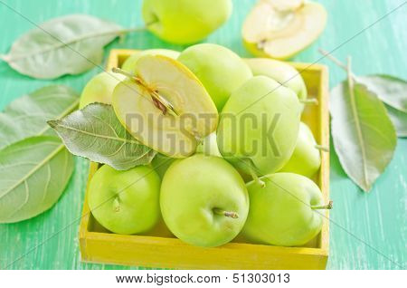 green apple