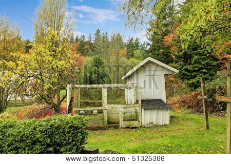 Farm House Chicken Coop Wiwth Covered Outdoor Area.