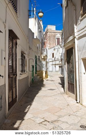 Alleyway in Noci. Puglia, Italy.