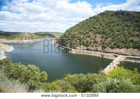 Ponte sobre o rio Tejo
