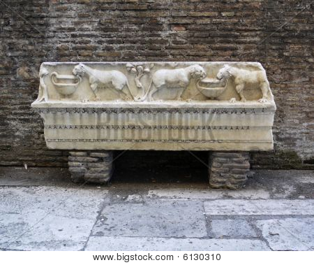 Antique Baz-relief With Lions