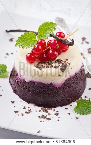 red currant pudding