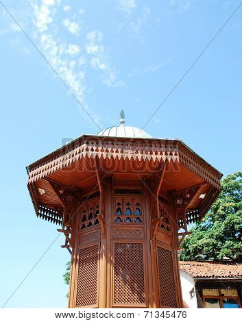Sebilj In Bascarsija Square
