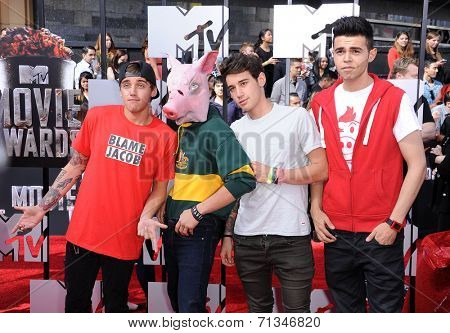 LOS ANGELES - APR 13:  Janoskians arrives to the 2014 MTV Movie Awards  on April 13, 2014 in Los Angeles, CA.                