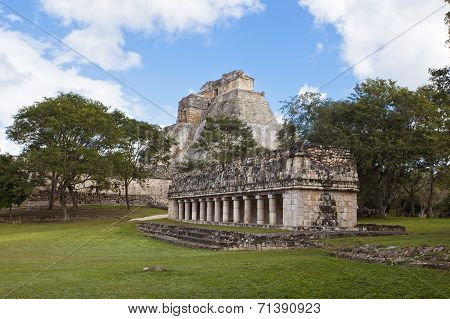 Uxmal Pyramid In Mexiko