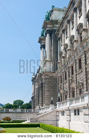 视图从 Burggarten，奥地利维也纳霍夫堡皇宫入口