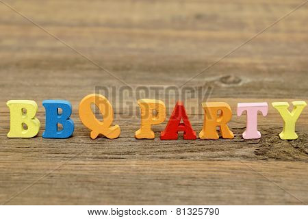 Sign Bbq Party On The Wood Board